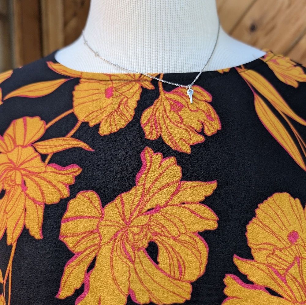 Apt. 9 floral blouse - Picture 2 of 8